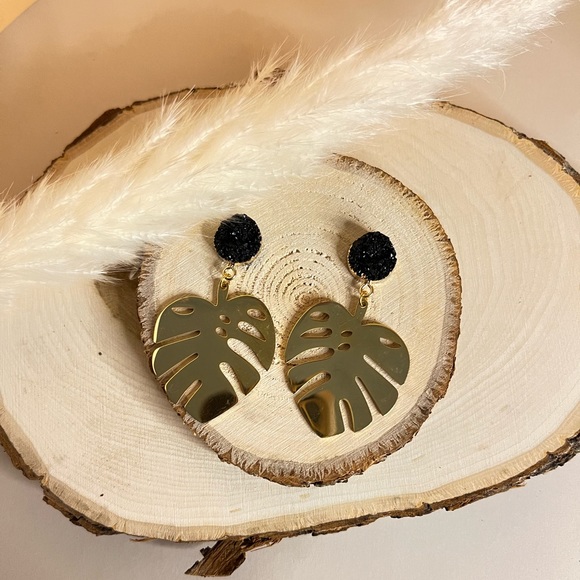 Elegant Gold Monstera Leaf Dangle Earrings - Trendy Boho Chic Leaf Earrings - Picture 9 of 16